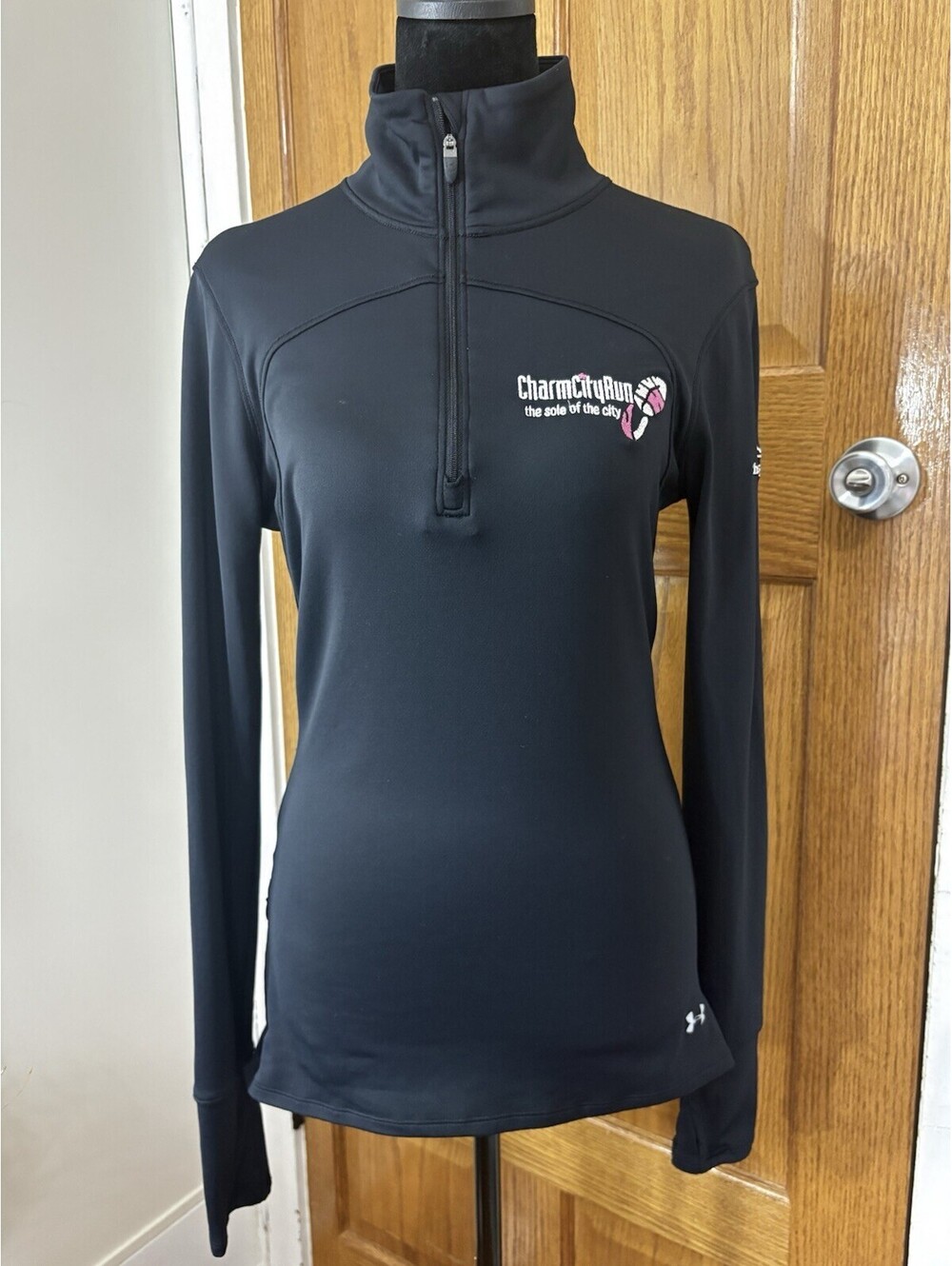 Under Armour MD Black ColdGear 1/4 Zip Running Pullover Charm City Run